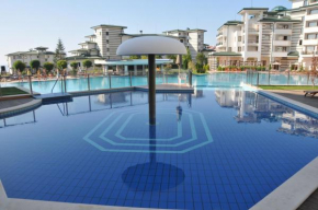 Отель Private Apartments CTS in Emerald Resort, Ravda  Равда